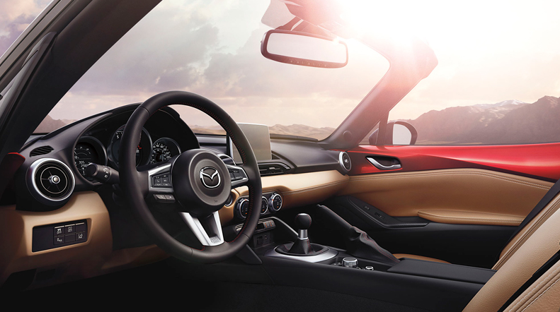 2016 Mazda MX-5 GS Interior Dashboard
