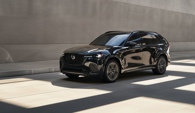 Mazda Reveals First-Ever 2025 Mazda CX-70
